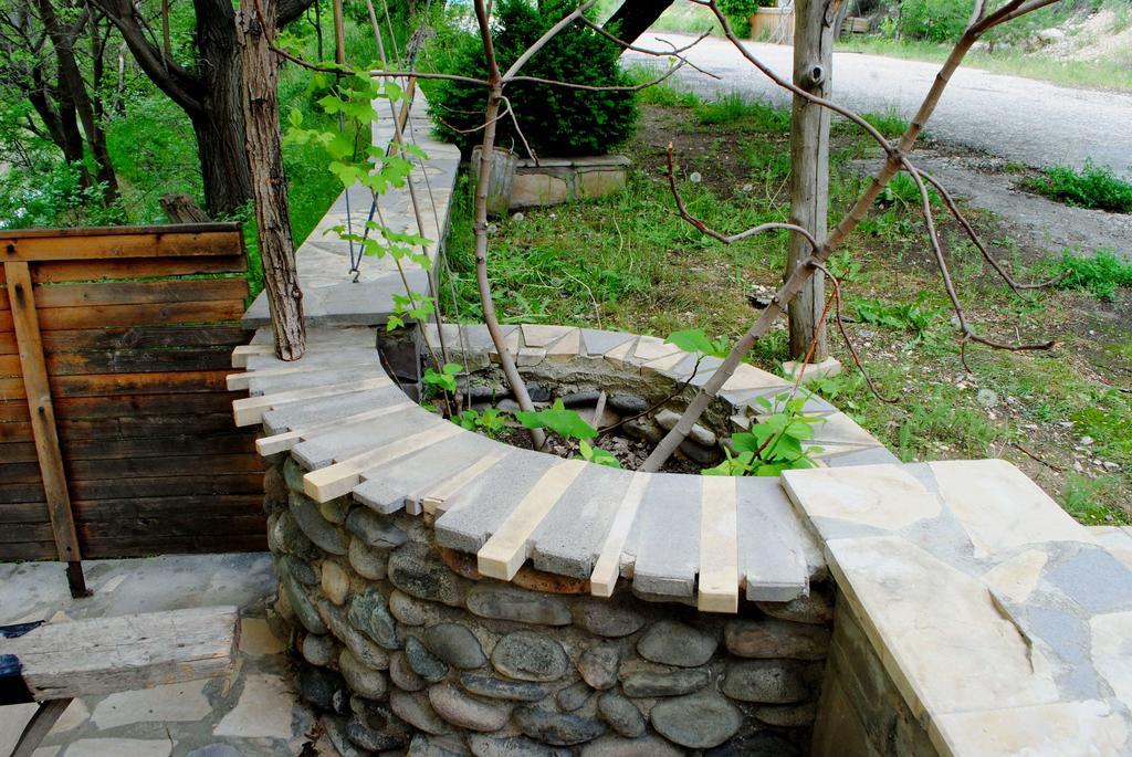 Park-Hotel Khoren'S Lake Areni エクステリア 写真